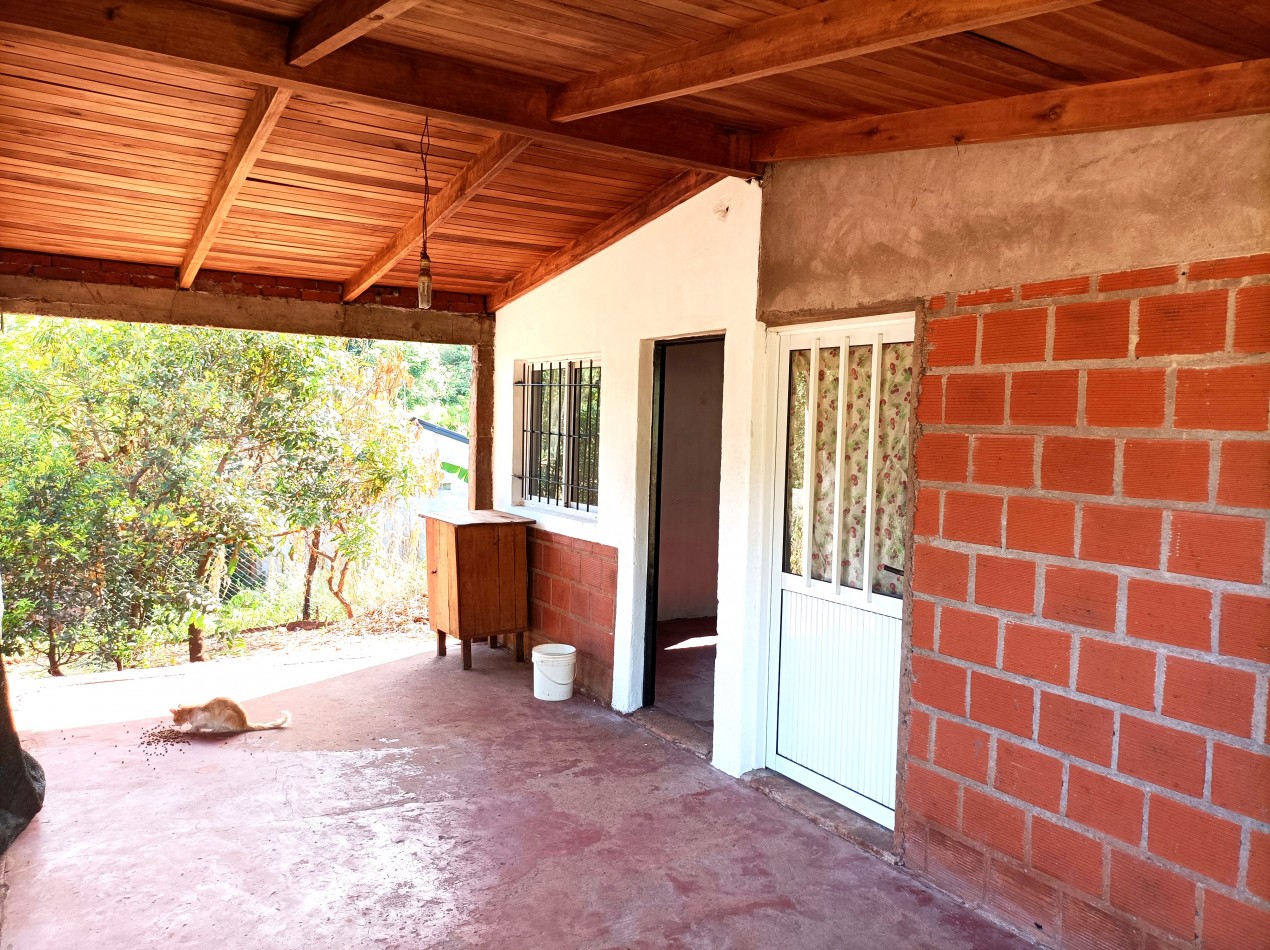 Casa en alquiler dos dormitorios cerca YPF del 200
