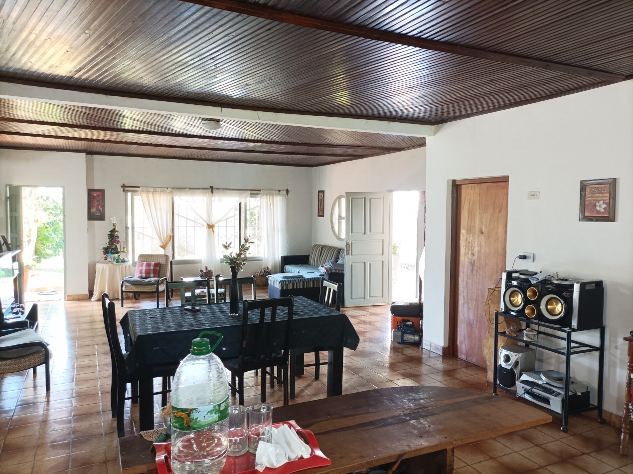 VENDO CASA EN ARISTOBULO DEL VALLE TRES DORMITORIOS