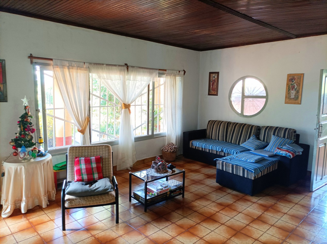 VENDO CASA EN ARISTOBULO DEL VALLE TRES DORMITORIOS