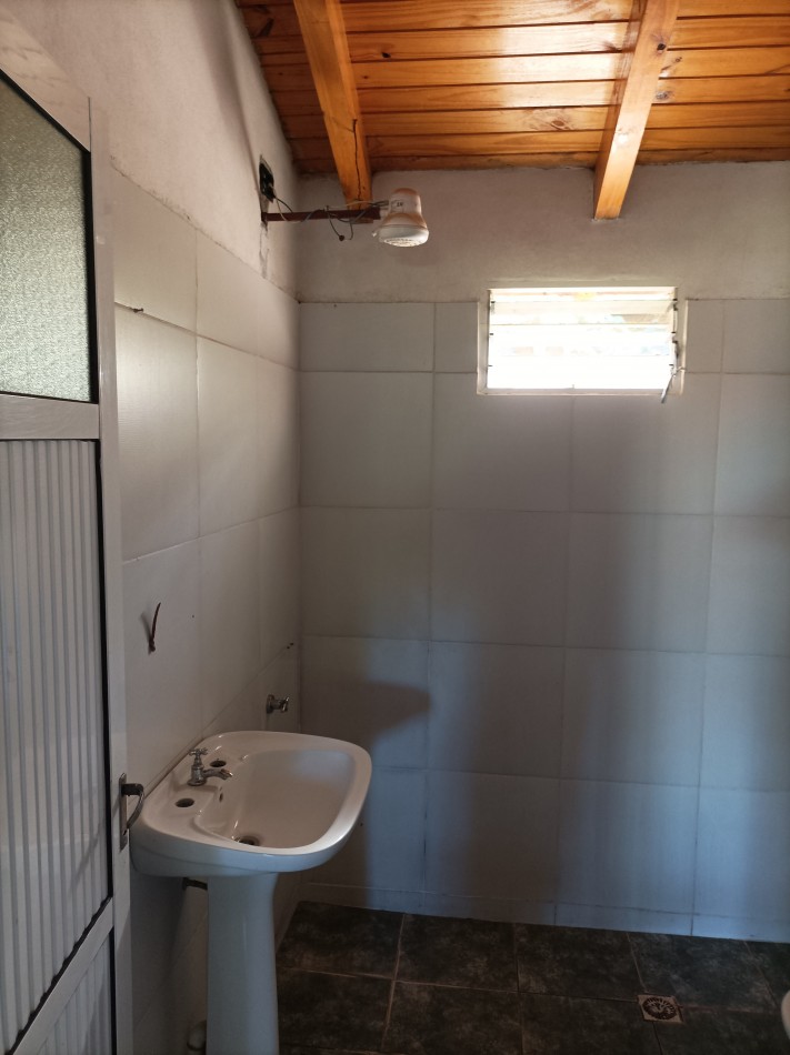CASA EN ALQUILER CERCA DE ESCUELA DE COMERCIO