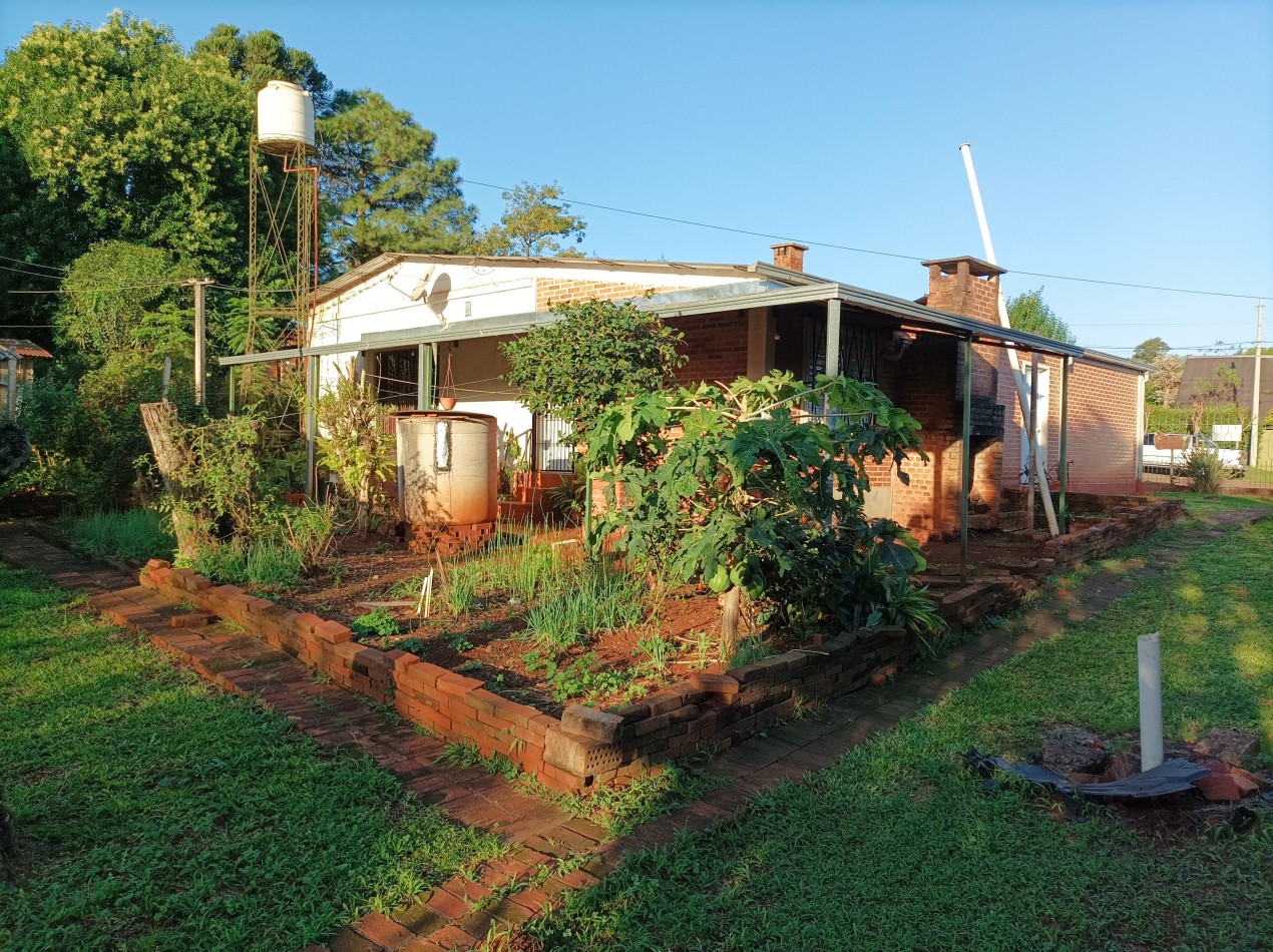 Casa en venta cerca del Salon Parroquial