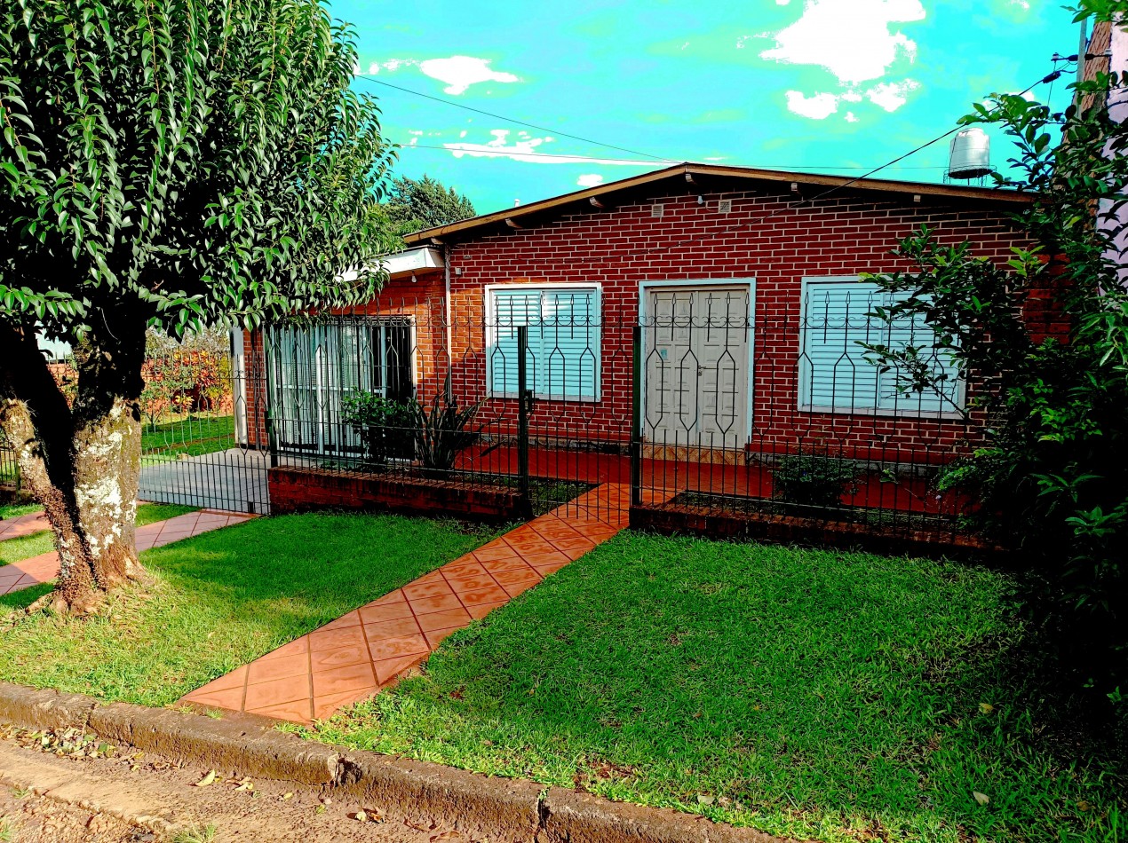 Casa en venta cerca del Salon Parroquial