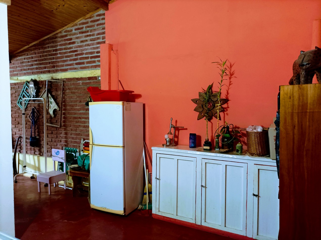 Casa en Venta en Jardin America Barrio 100 viv. Los Lapachos