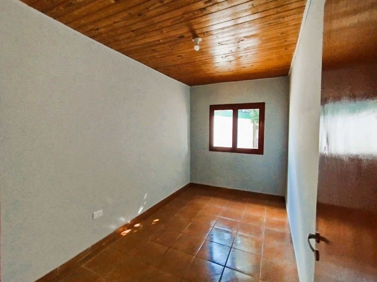 Casa en alquiler 6 ambientes cerca de Muebleria Kubizen