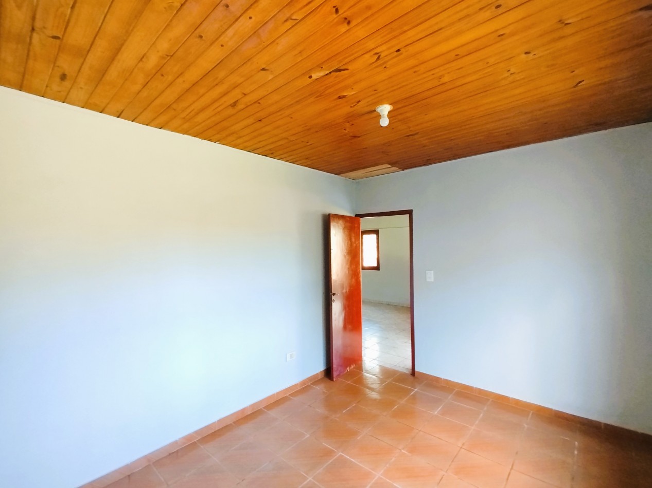 Casa en alquiler 6 ambientes cerca de Muebleria Kubizen