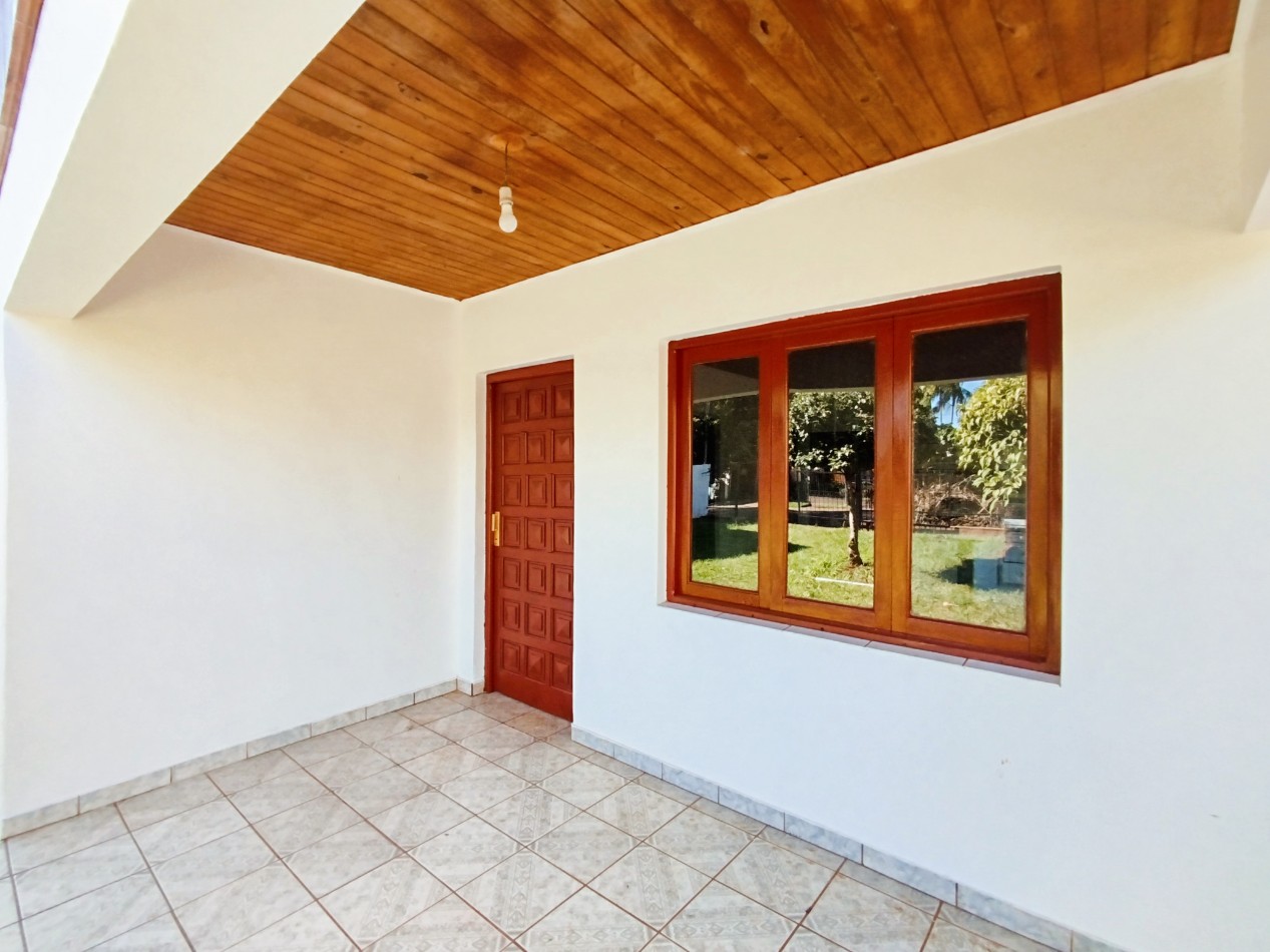 Casa en alquiler 6 ambientes cerca de Muebleria Kubizen