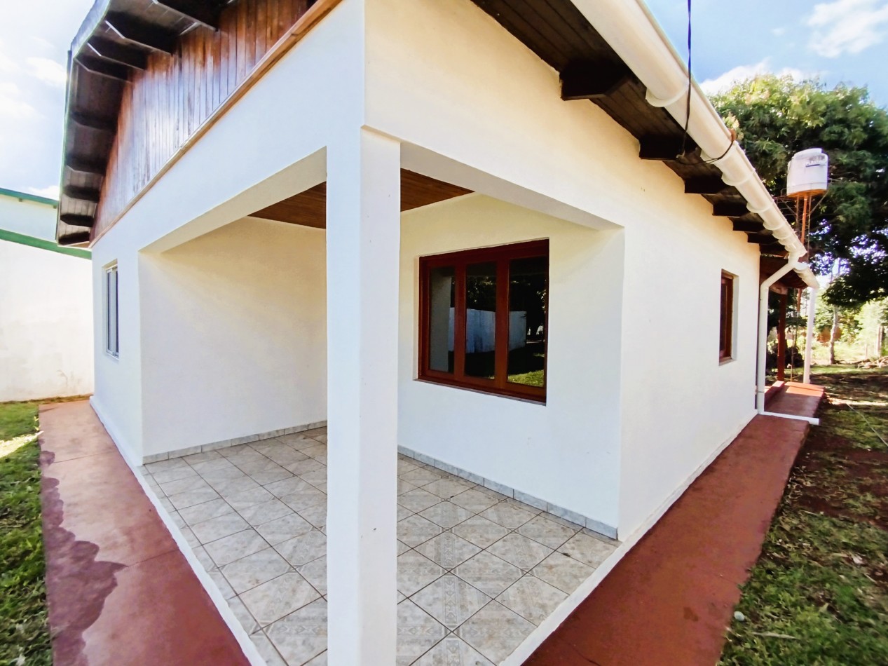 Casa en alquiler 6 ambientes cerca de Muebleria Kubizen