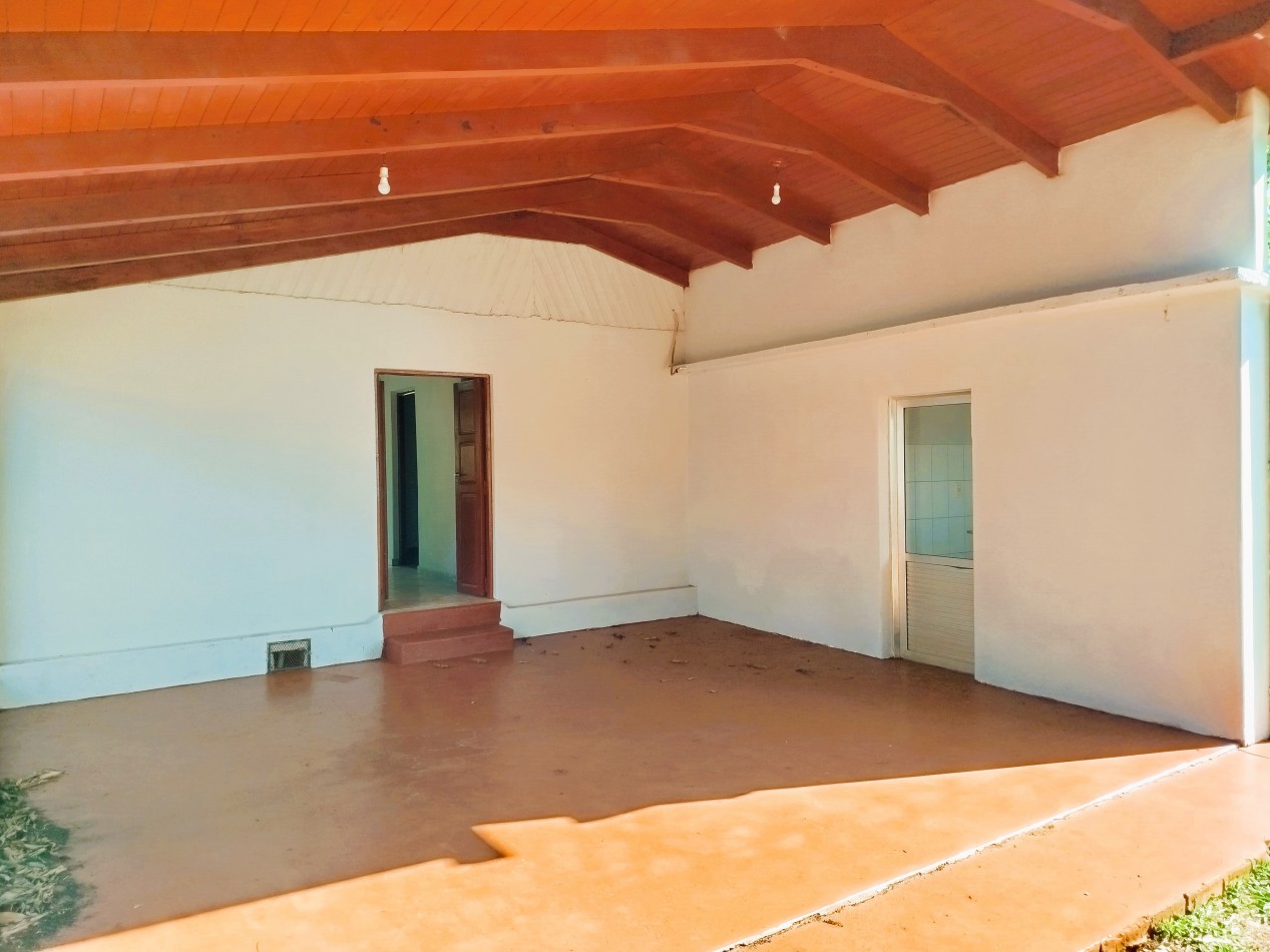Casa en alquiler 6 ambientes cerca de Muebleria Kubizen
