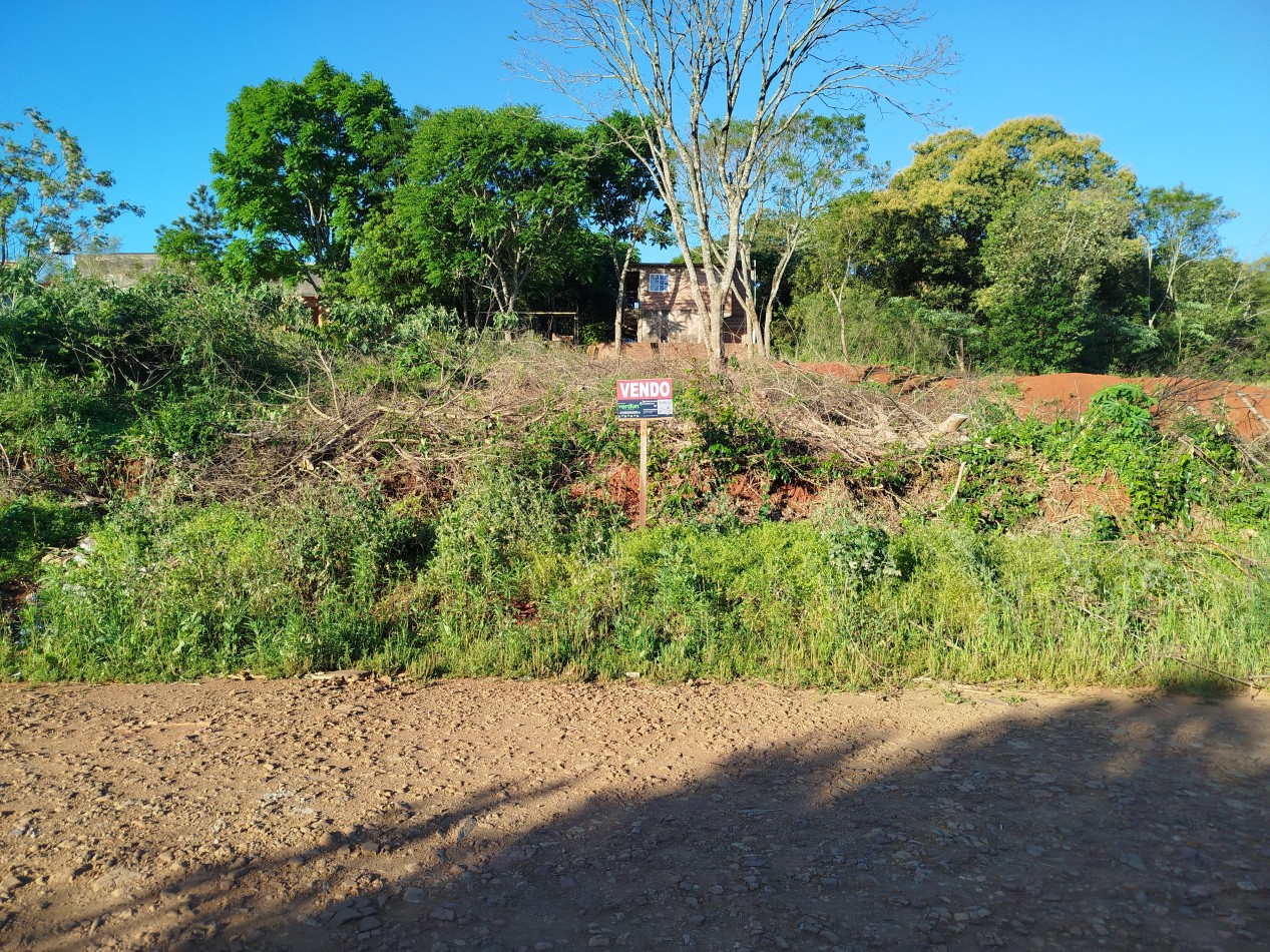 Terreno en venta en el centro de Aristobulo del Valle