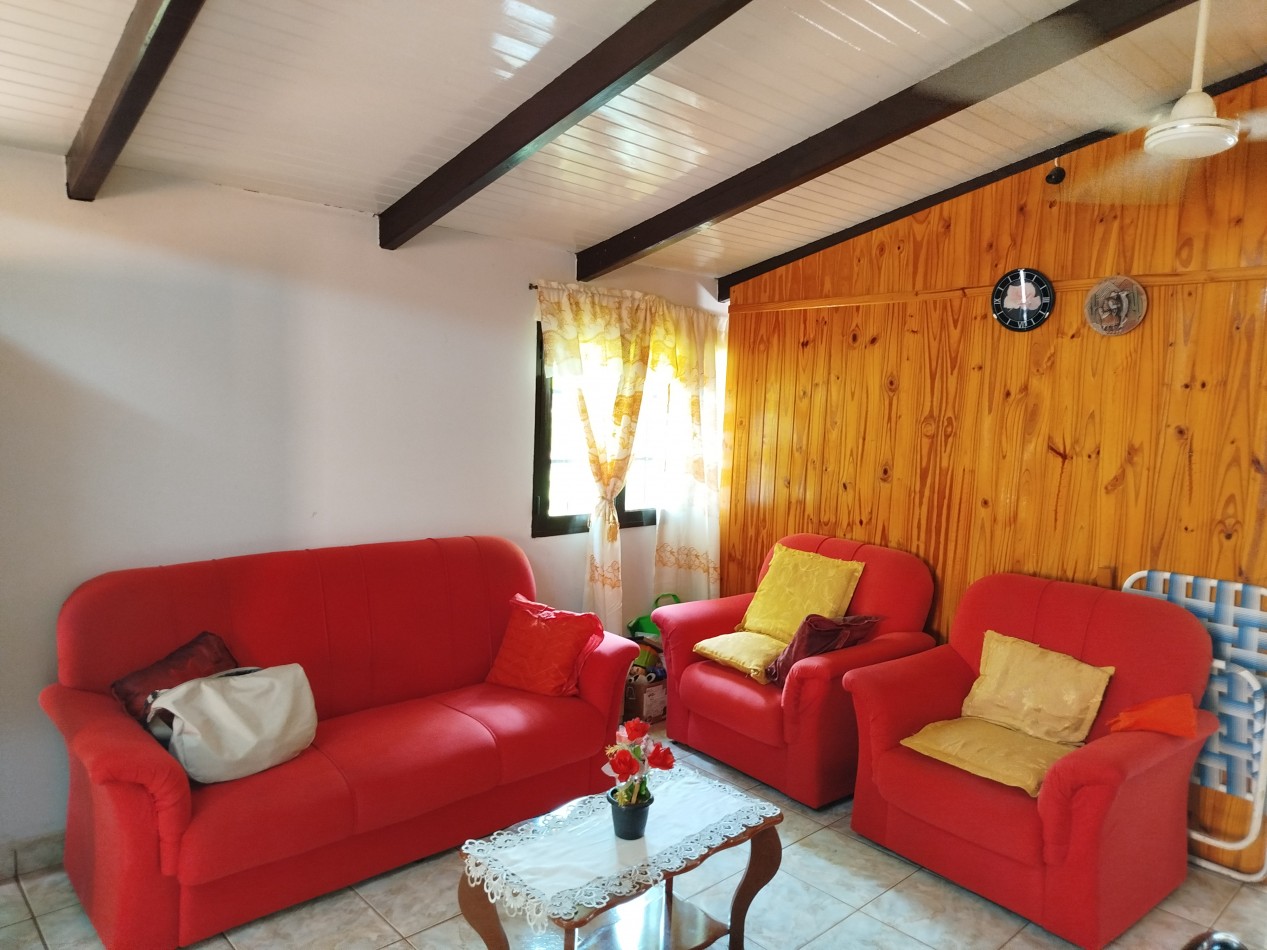 Casa grande en venta cerca de escuela de Comercio Barrio Norte esquina