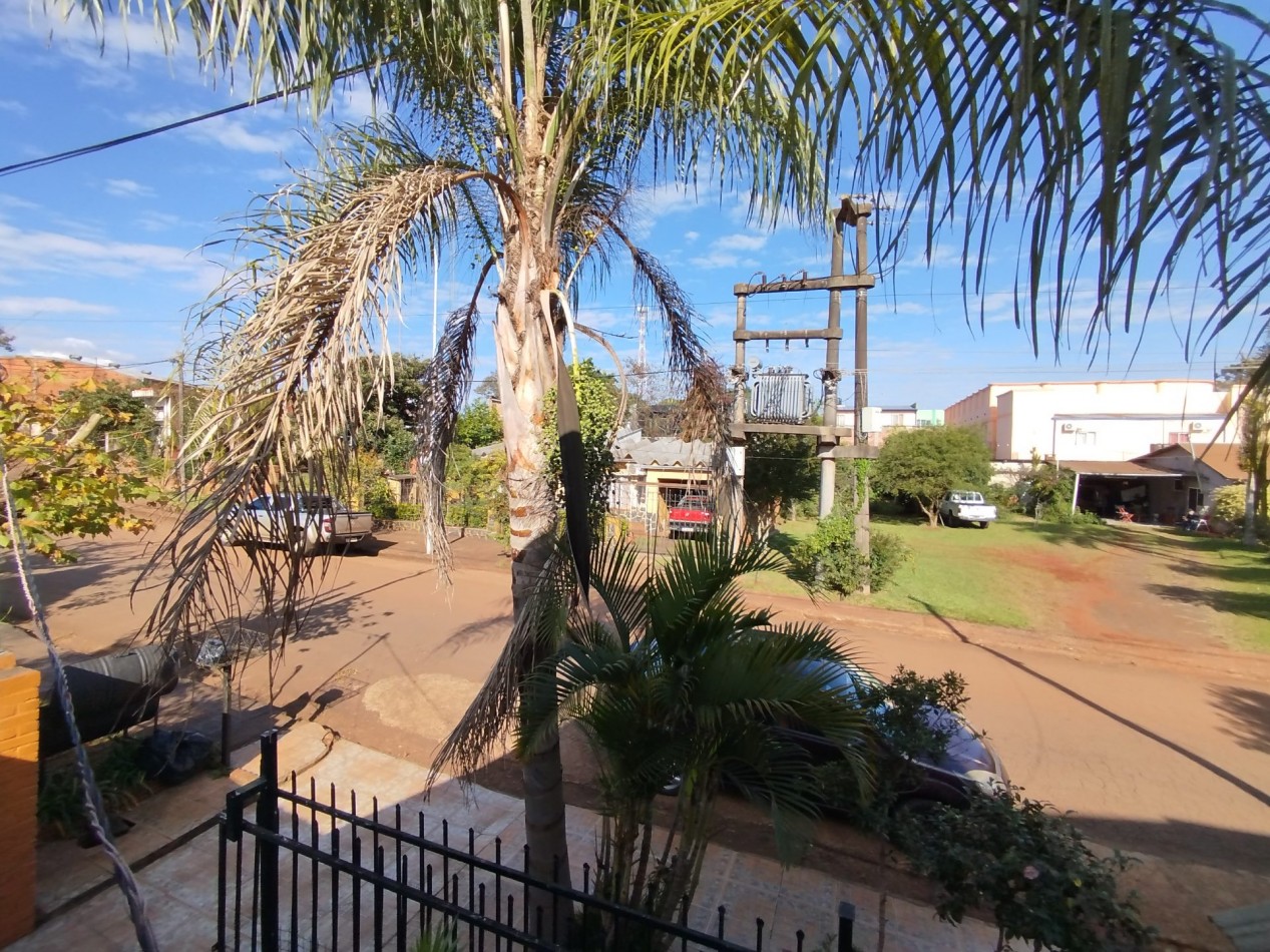 Casa grande en venta en el Centro de Dos de Mayo Misiones