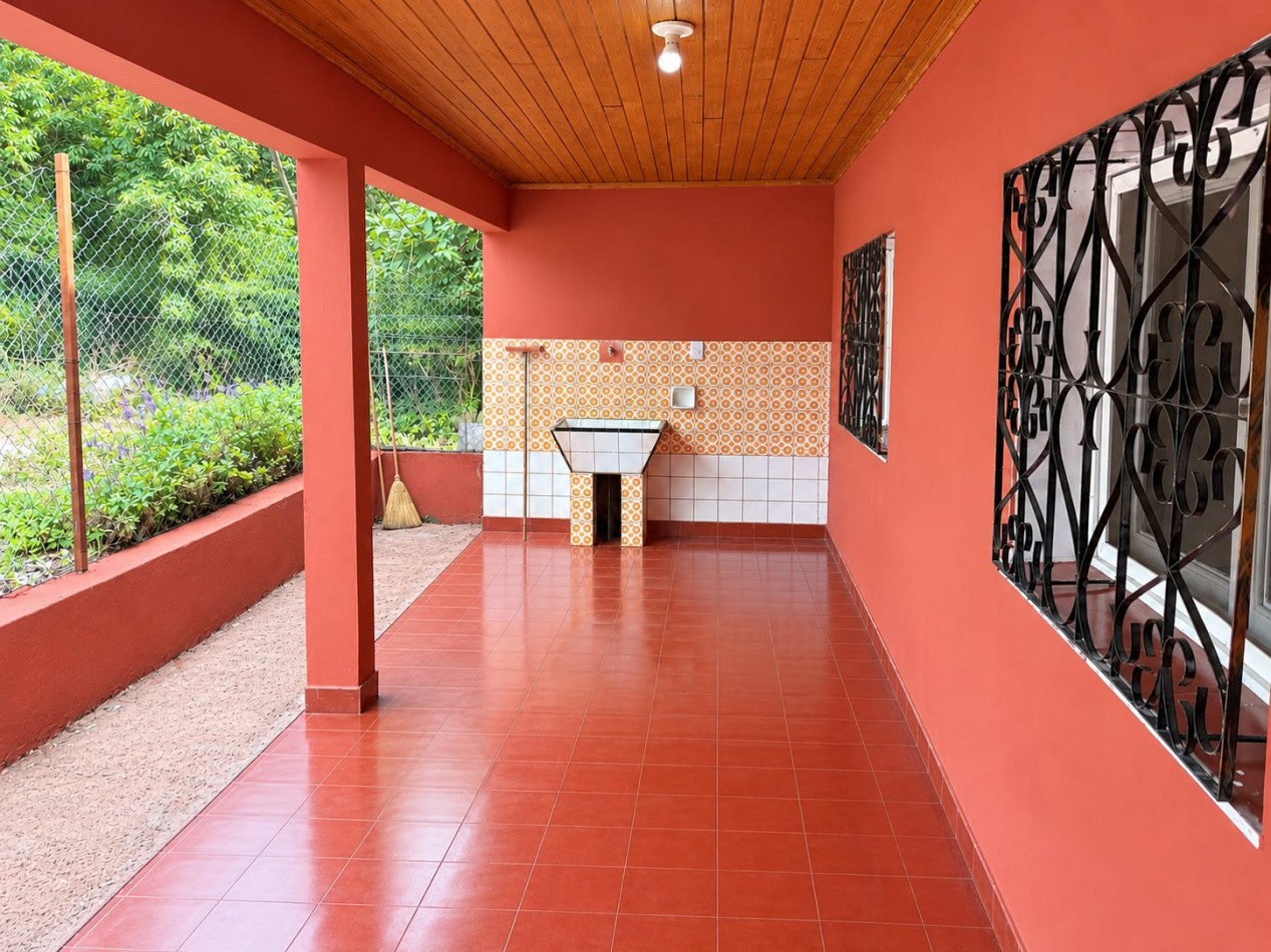 Casa de dos habitaciones sobre Avenida San Martin