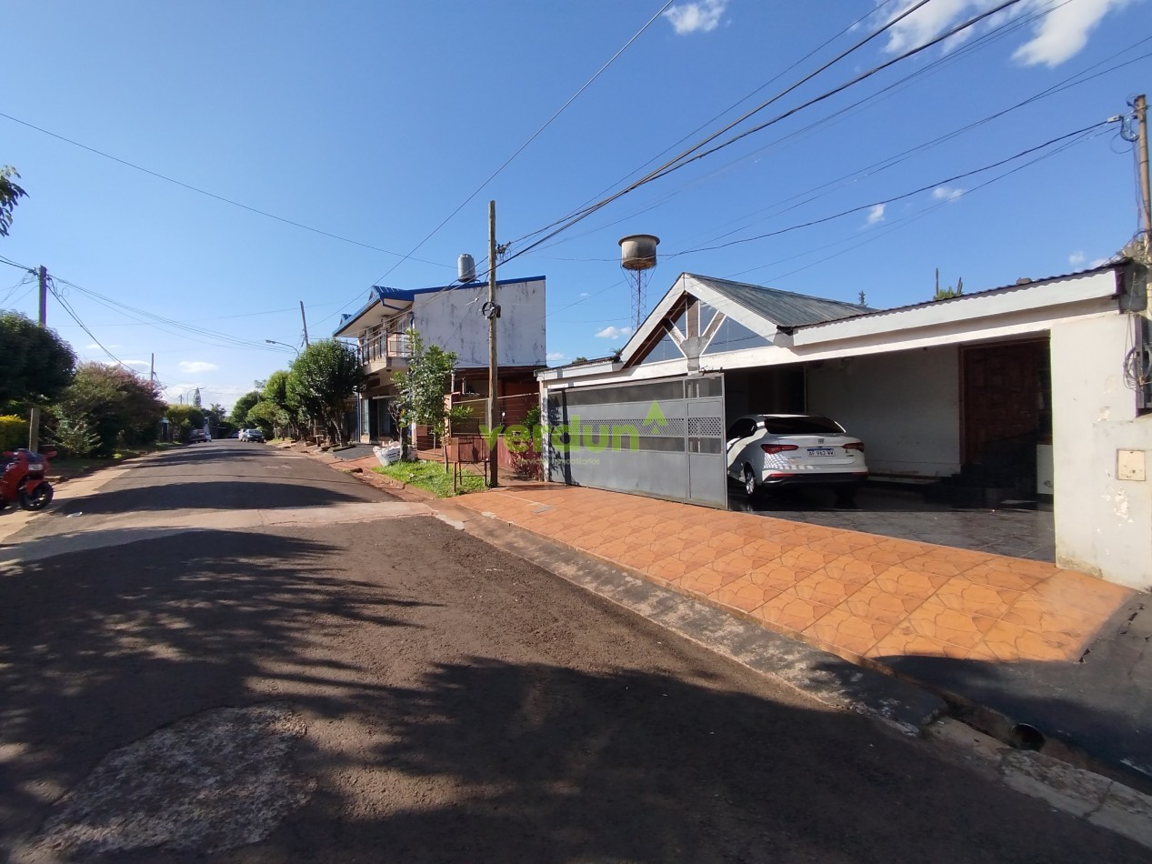 Casa en venta centro de Aristobulo del Valle