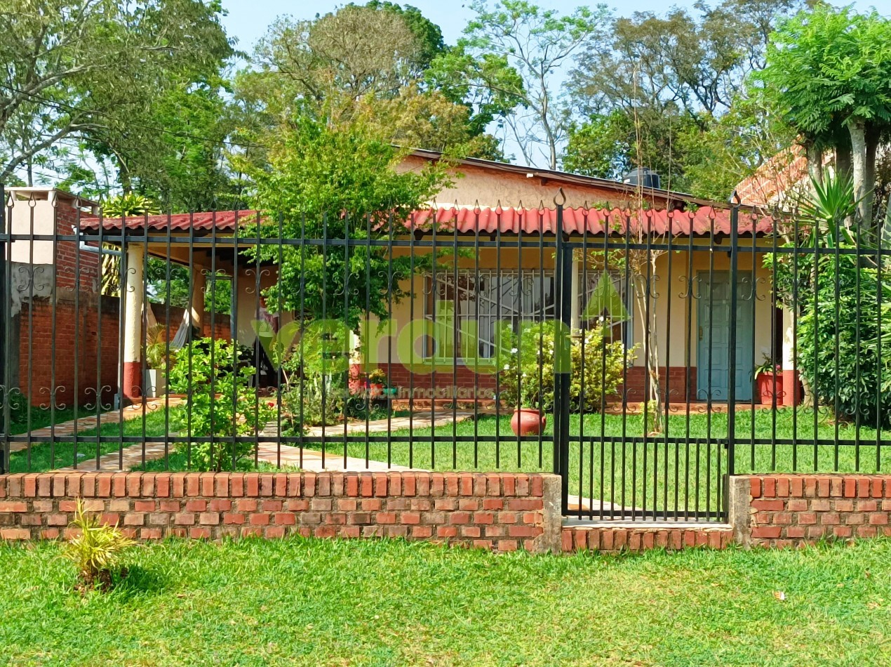 VENDO CASA EN ARISTOBULO DEL VALLE TRES DORMITORIOS