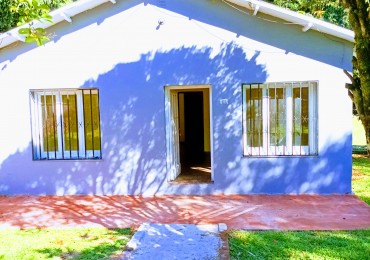 Casa de dos dormitorios frente al super del Valle