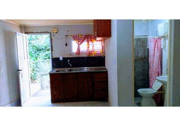 Alquilo departamento un dormitorio cerca de Banco Macro
