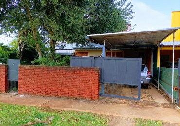 Casa en Venta en Jardin America Barrio 100 viv. Los Lapachos